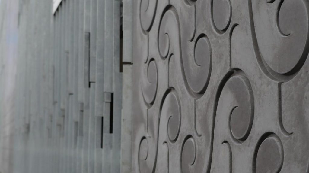 the design of the wall of Distinction Hotel